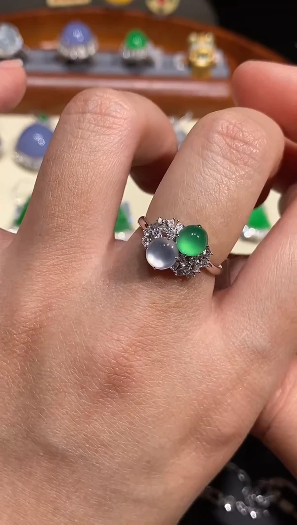 【闪购商品】翡翠戒指18K金镶嵌戒指