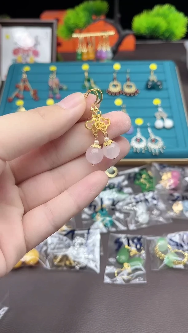 【闪购商品】水晶耳饰银S925镶嵌s20000