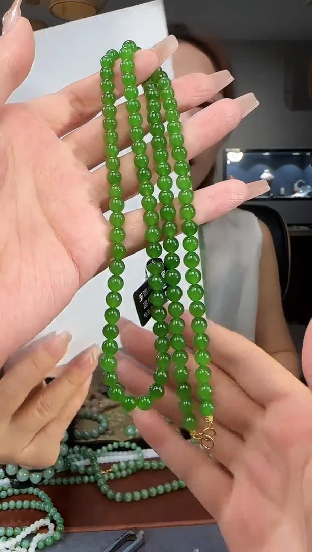 和田玉未镶嵌吊坠(不含链)1