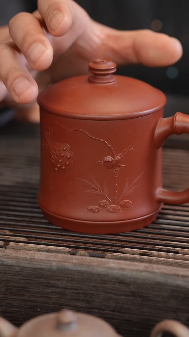 茶壶紫砂大红袍荷塘月色