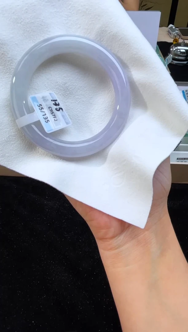 未镶嵌手镯翡翠退货标签需完好-135
