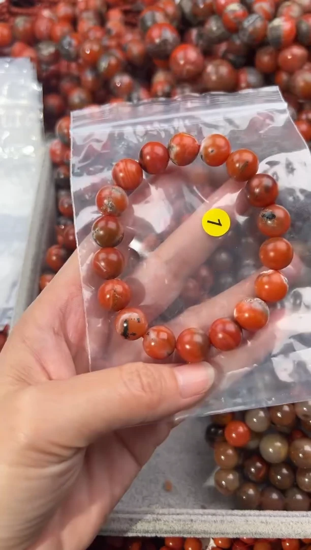 南红玛瑙手串未镶嵌11+