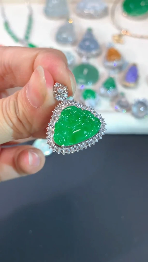 【闪购商品】翡翠吊坠(不含链)18K金镶嵌A33|19800