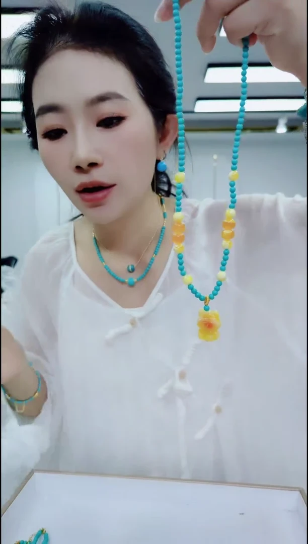 无非金属1576小熊项链