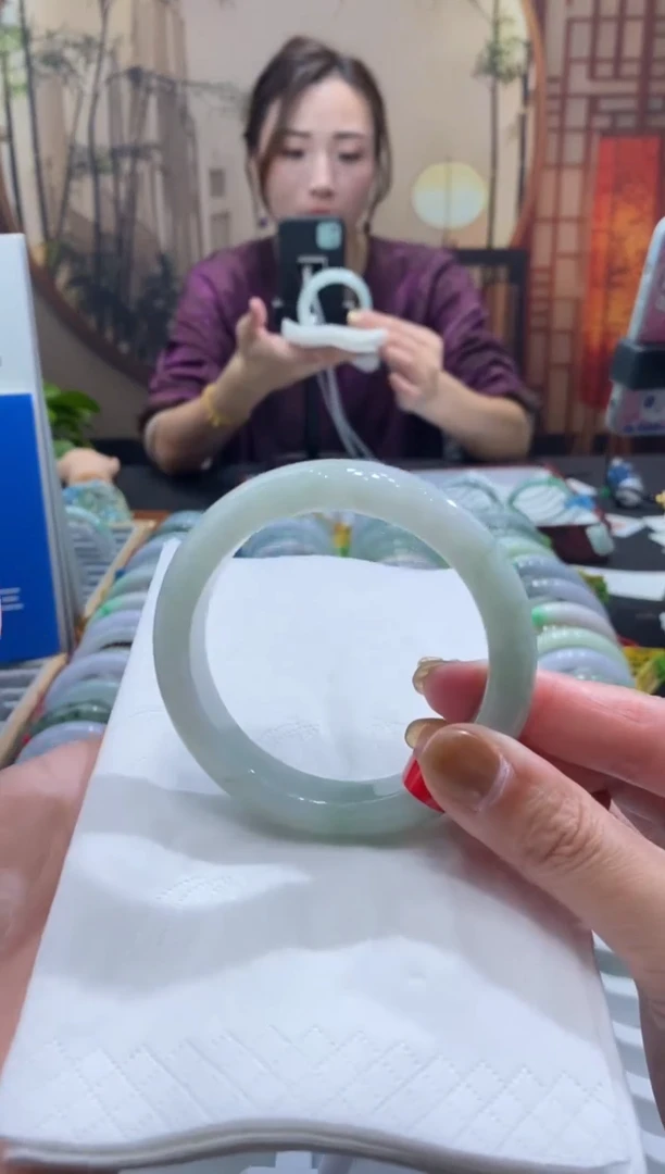 未镶嵌手镯翡翠000075123