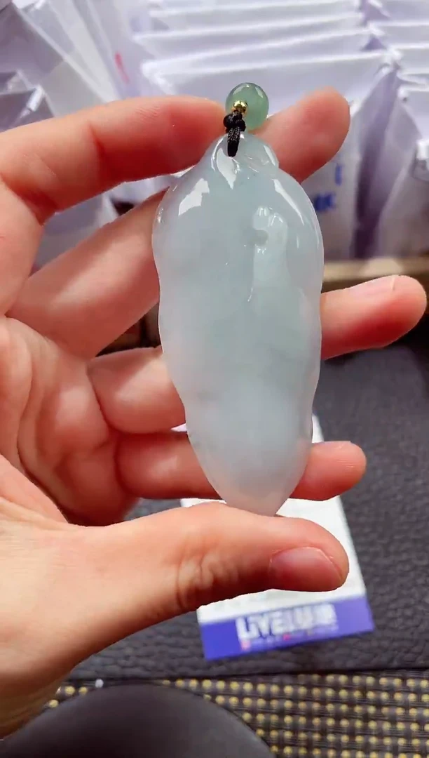 未镶嵌挂件翡翠000888