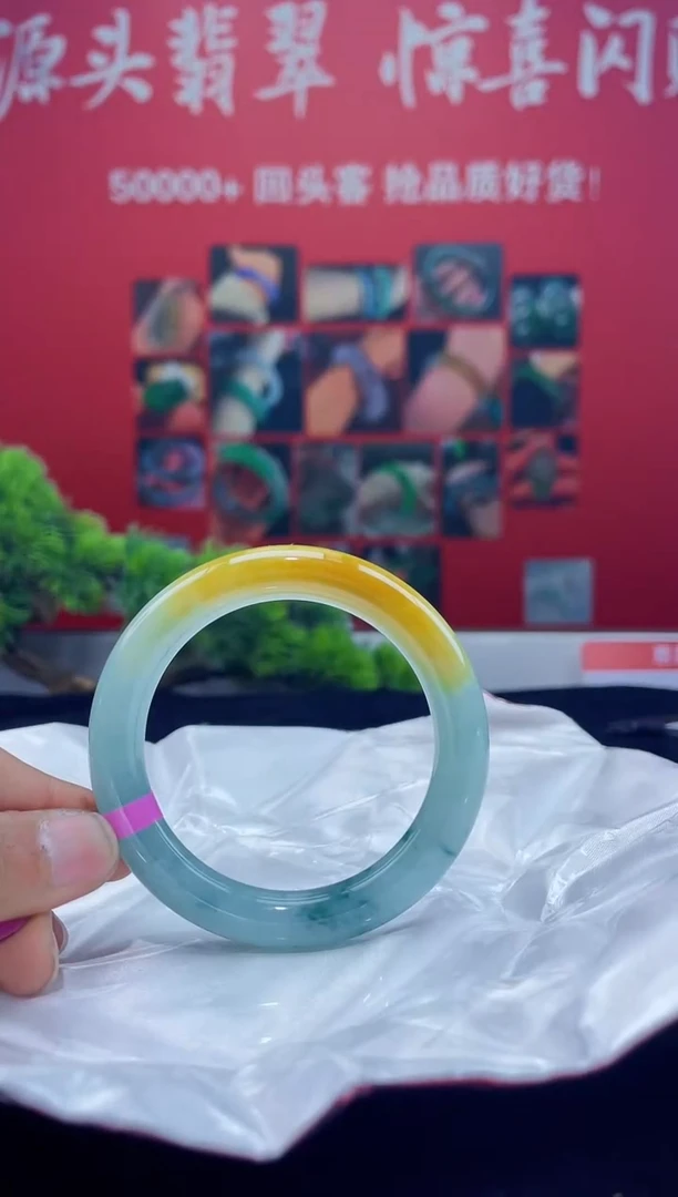 翡翠手镯未镶嵌手镯6