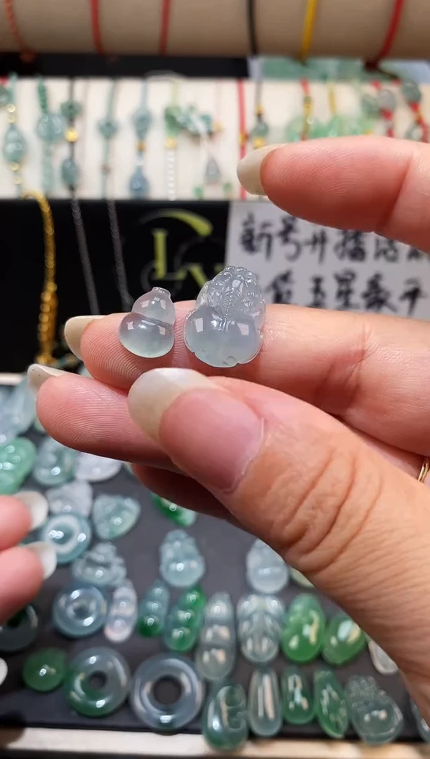 翡翠散珠@*周貔貅葫芦