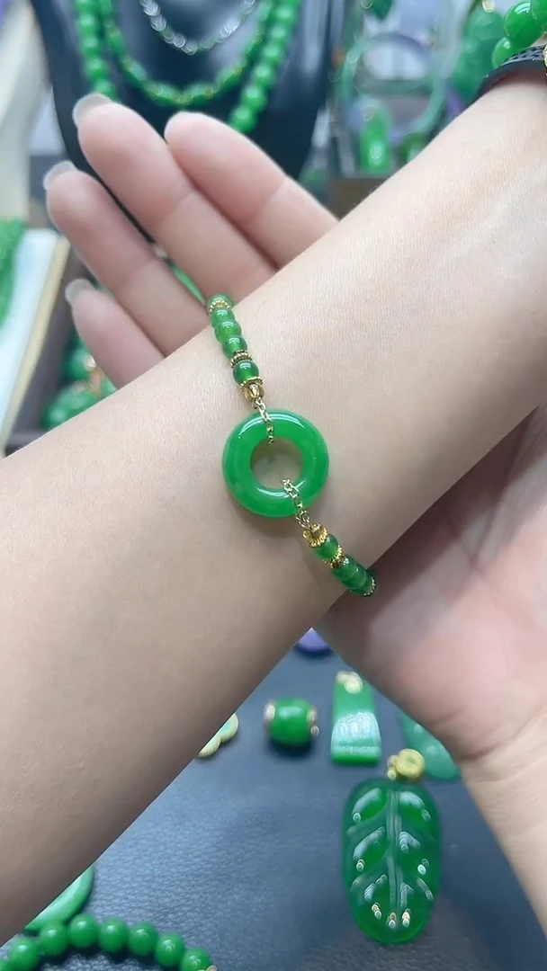 吊坠(赠链)未镶嵌翡翠冰绿甜甜圈手链