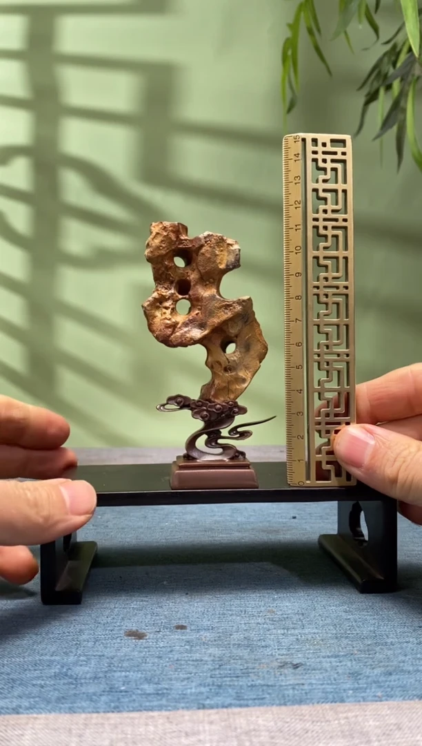 石材树脂底座 石头是青州玲珑石