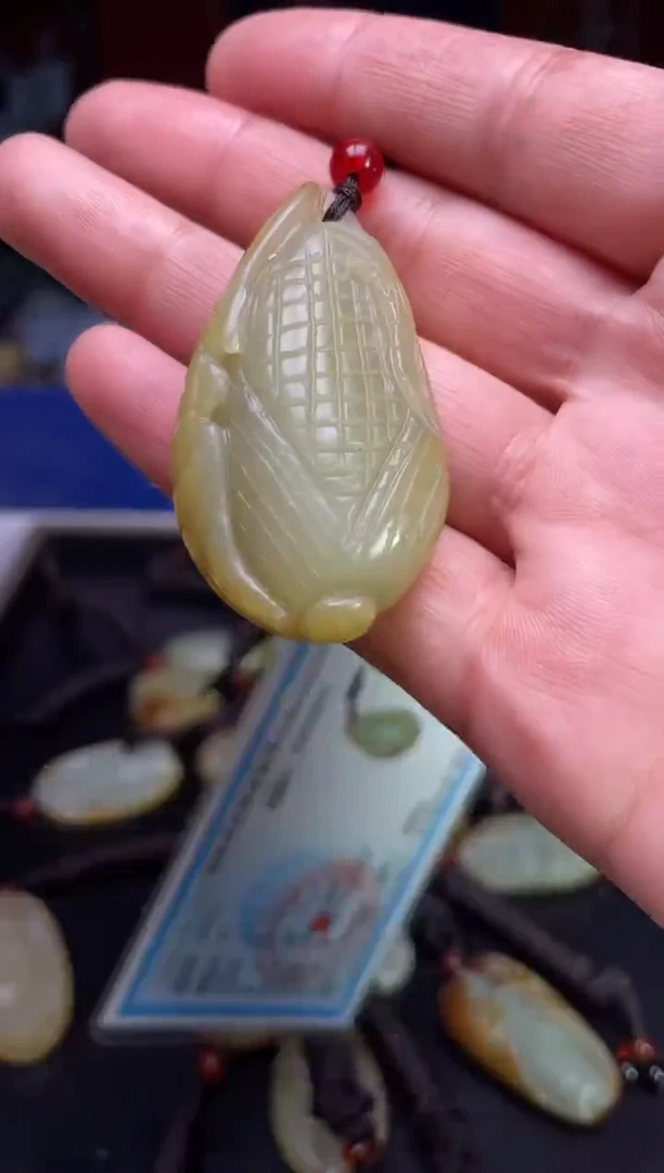 颈饰未镶嵌和田玉123