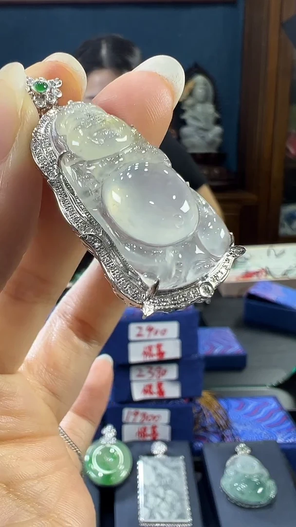 翡翠18K金镶嵌吊坠(不含链)佛公