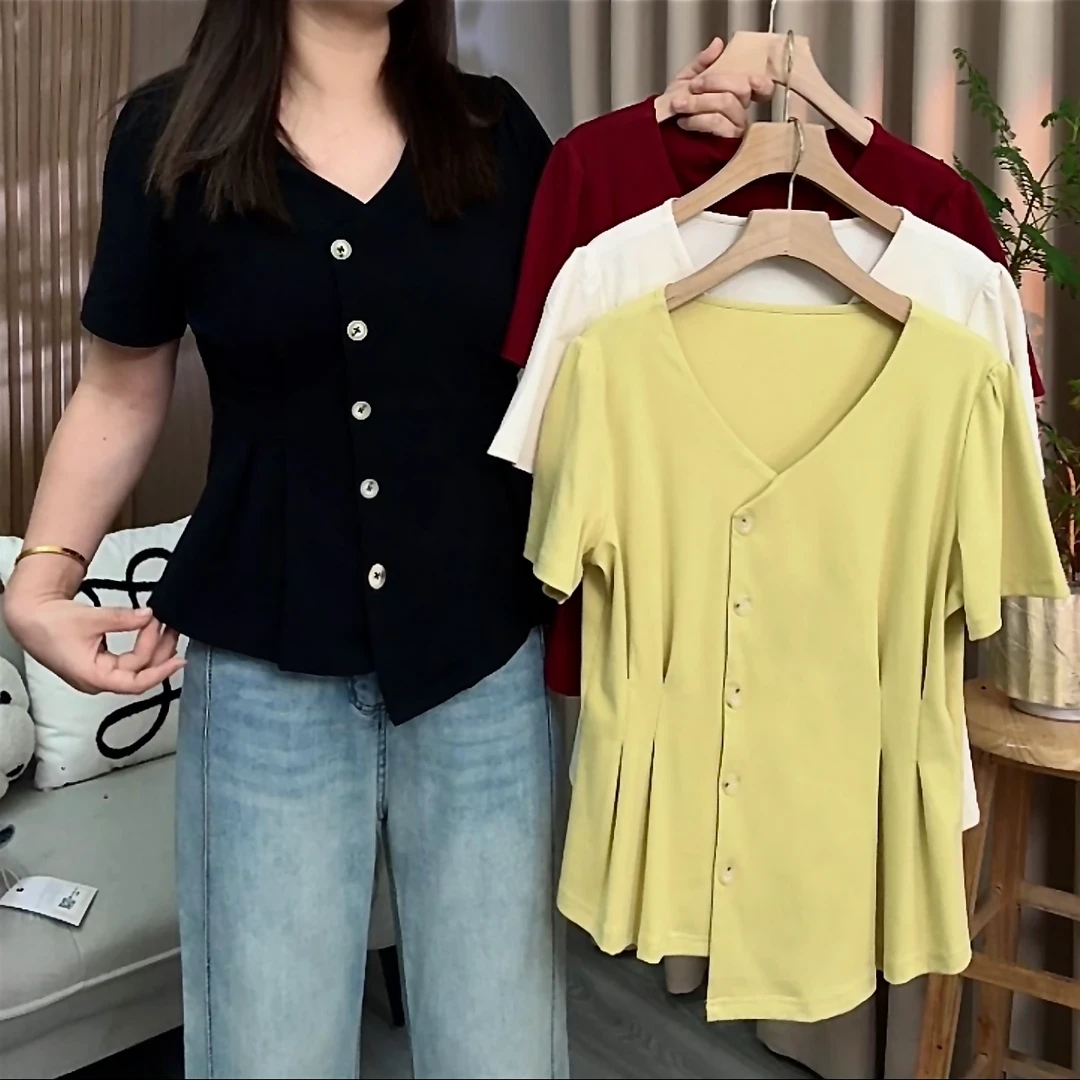 2025新款大码收腰宽松正肩短袖上衣微胖V领夏季遮肚子T恤女装