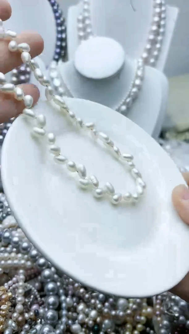 【闪购商品】淡水珍珠颈饰钛钢22