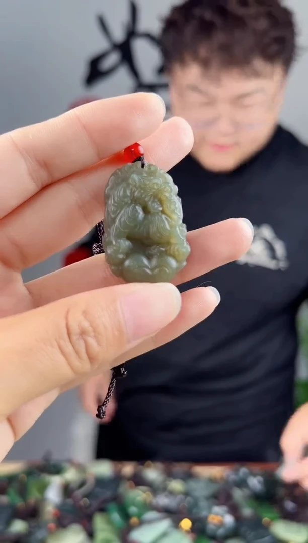 未镶嵌和田玉挂件拍一发一，多样性发货