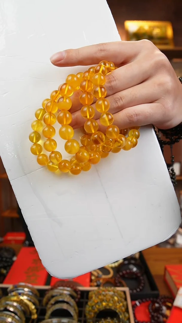 【闪购商品】琥珀手链未镶嵌金角蜜 多样性发其一