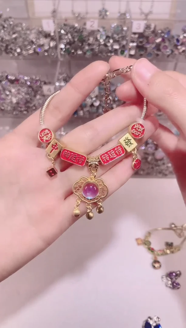 无铜合金金色重工款成品，库存1~