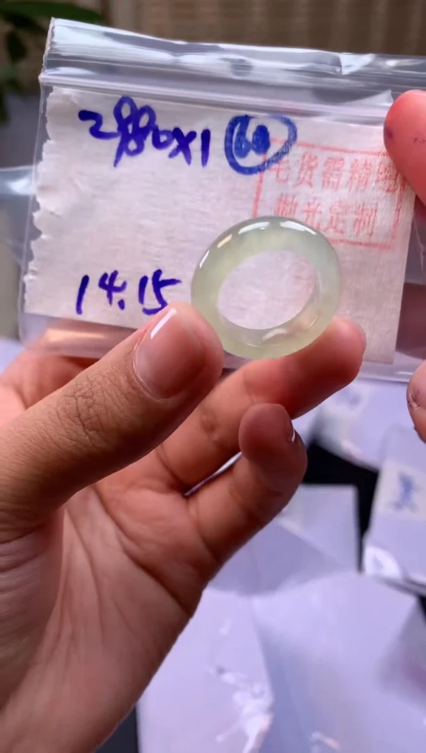 【闪购商品】定制翡翠未镶嵌戒圈#2980元-毛货需精细抛光