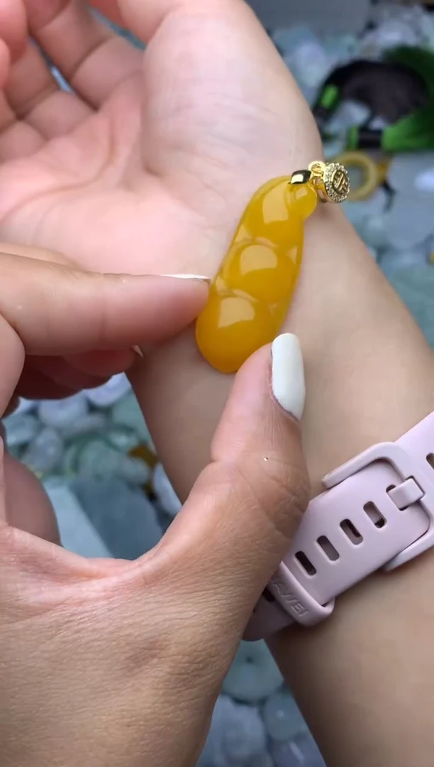 翡翠未镶嵌颈饰天然缅甸翡翠吊坠