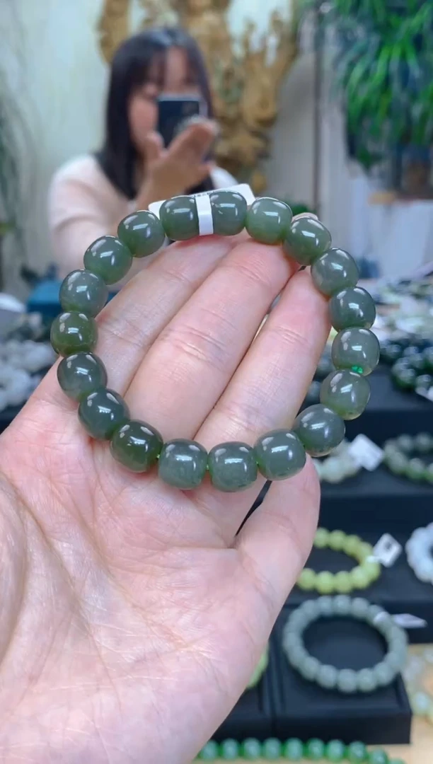 未镶嵌手串和田玉卡10