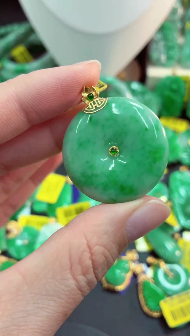 吊坠(不含链)18K金镶嵌翡翠天然缅甸翡翠A货