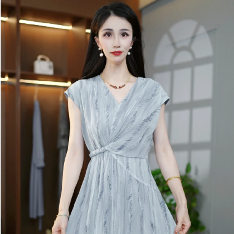 夏季修身气质新款轻奢显瘦设计感收腰减龄短袖中长款连衣裙M-4XL