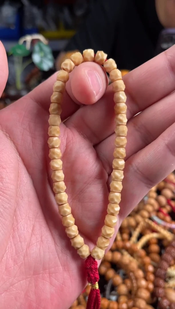 白玉菩提吊坠王胖子文玩工作室龙脊轻刀无相手持7左右