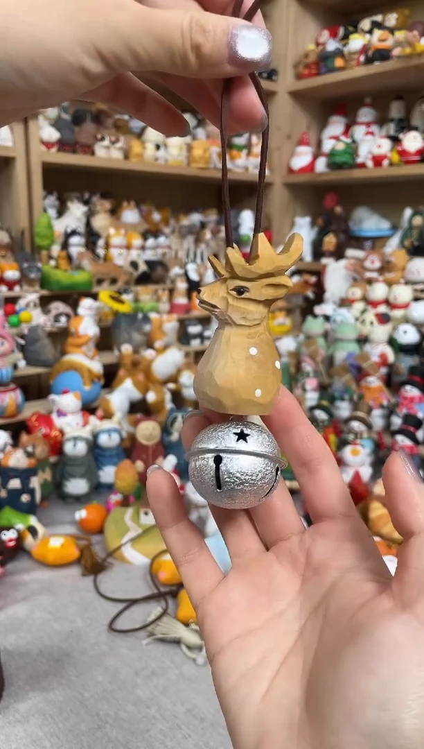 木捡漏价手工木雕梅花鹿铃铛挂件