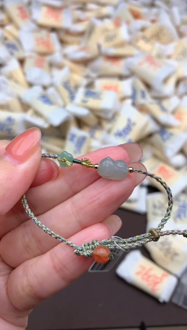 【闪购商品】翡翠手绳未镶嵌一
