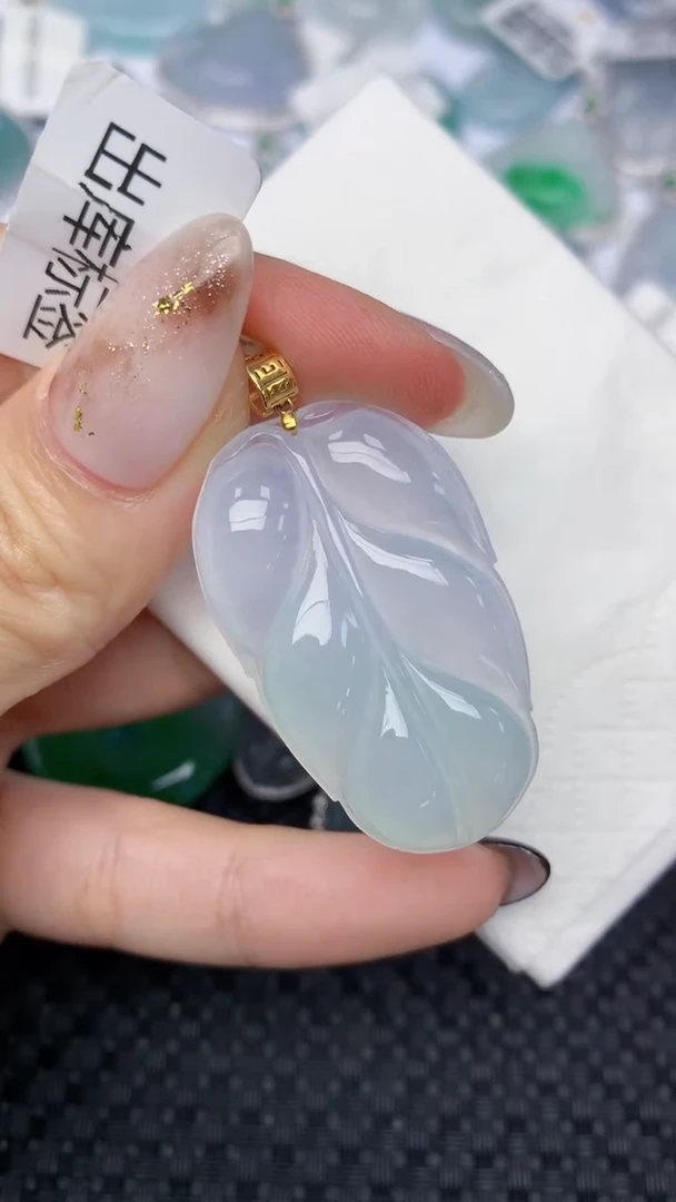 颈饰18K金镶嵌翡翠天然缅甸翡翠a货百元以上9元证书费自理