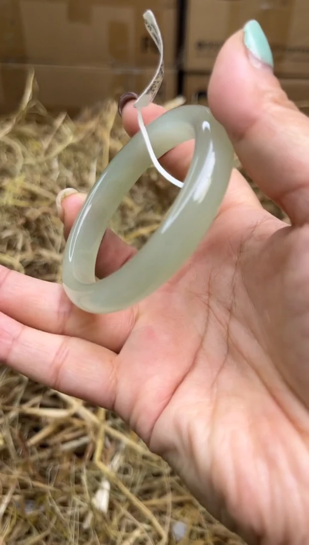 未镶嵌手镯石英质玉d1322-圈口