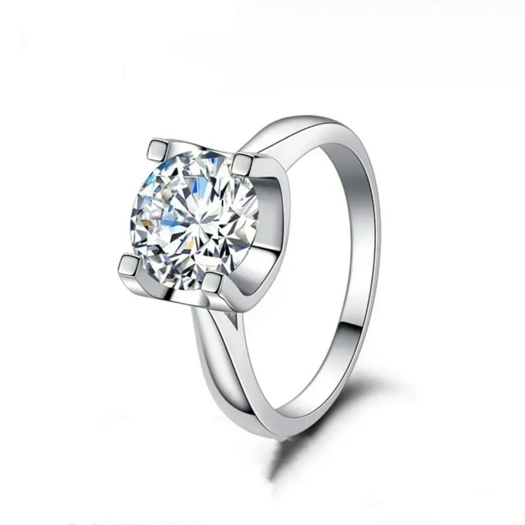 非金属莫桑石戒指 经典牛头D色莫桑女戒