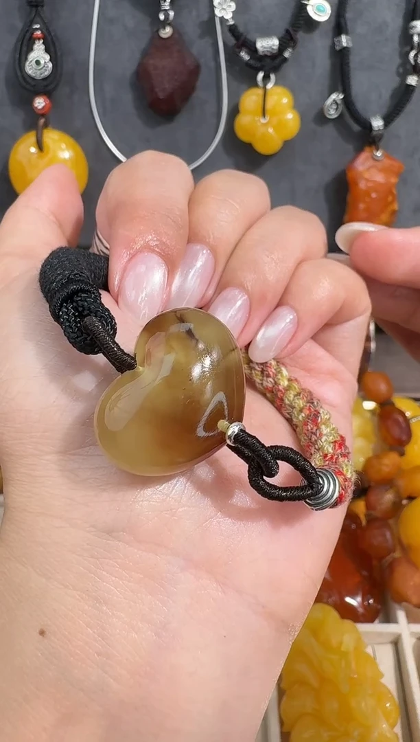 裸石琥珀未镶嵌?****️琥珀