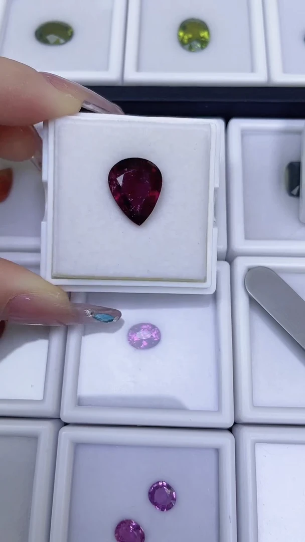 未镶嵌裸石碧玺卢比来碧玺8.25CT