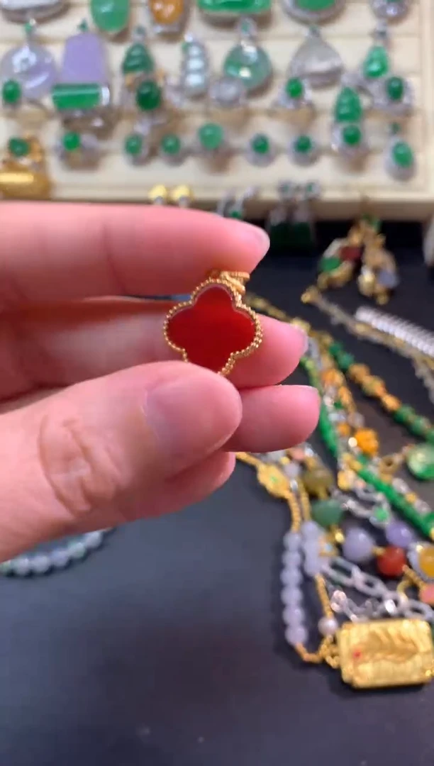 吊坠(不含链)18K金吊坠|150