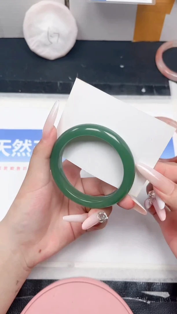 石英质玉手镯未镶嵌142-56.7