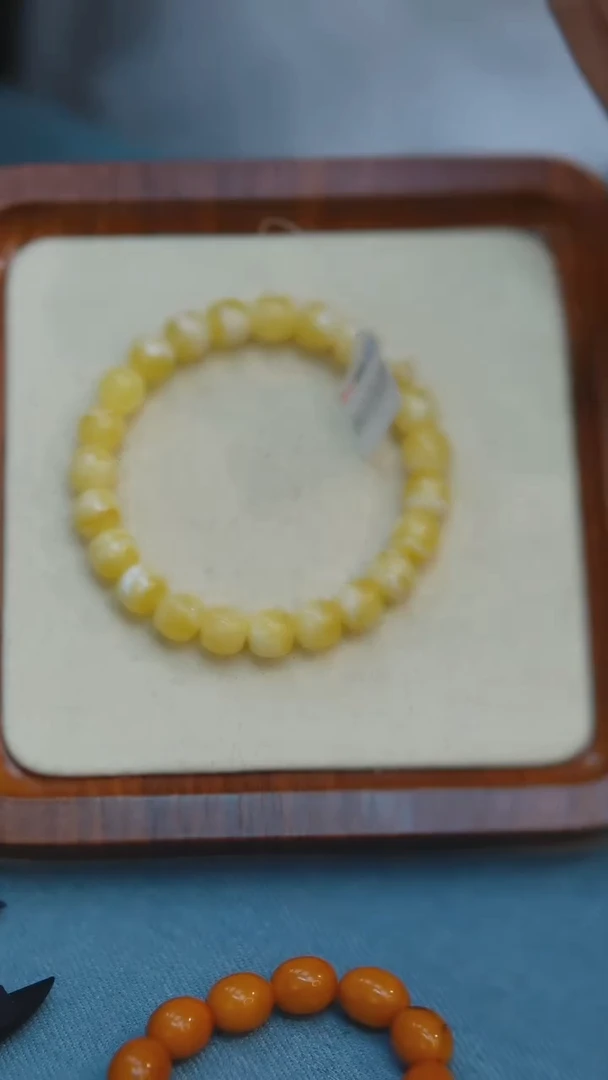 未镶嵌琥珀手链H20