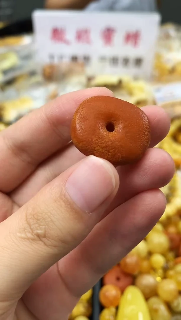 未镶嵌琥珀珠宝奇石9