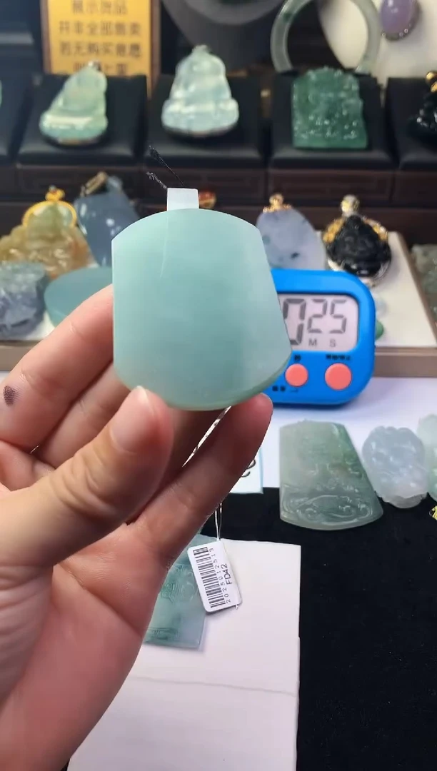 未镶嵌定制翡翠淡**生毛货不退不换