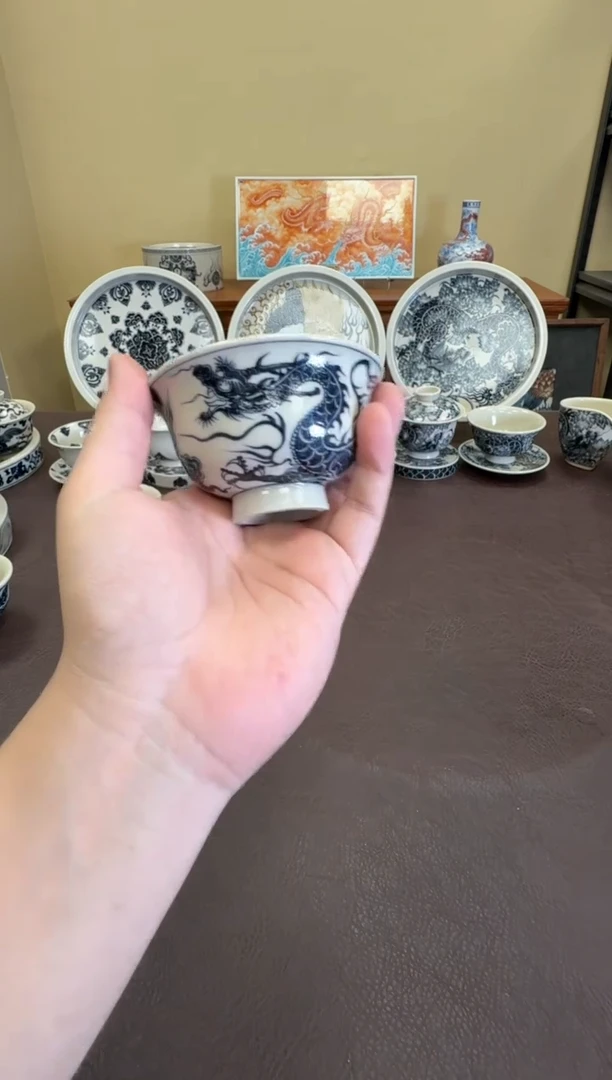 二号釉1351龙纹大压手杯