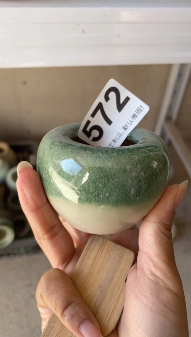 瓷片k***y572小芳直播编号