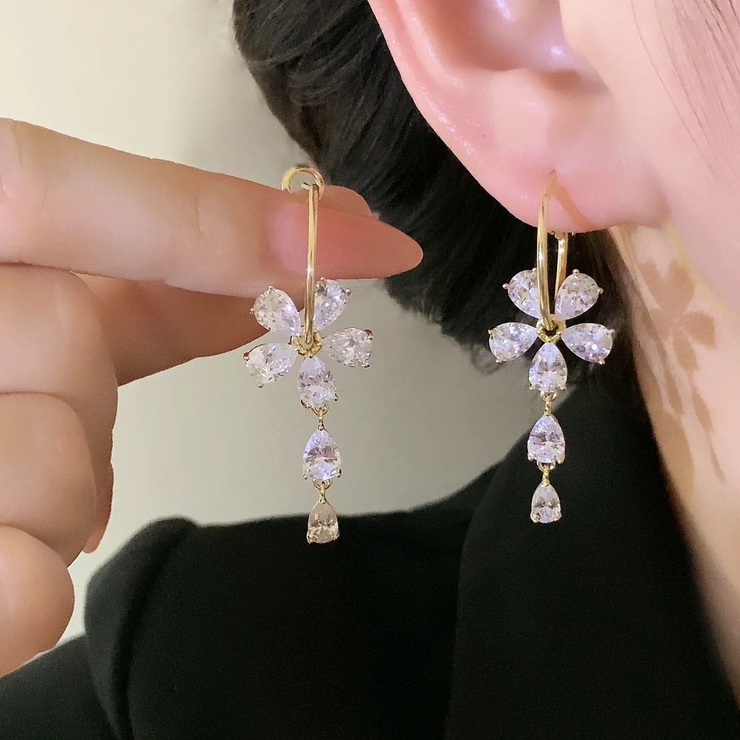 铜合金合成锆石耳饰 高级感气质闪亮锆石花朵吊坠两戴款耳环1278