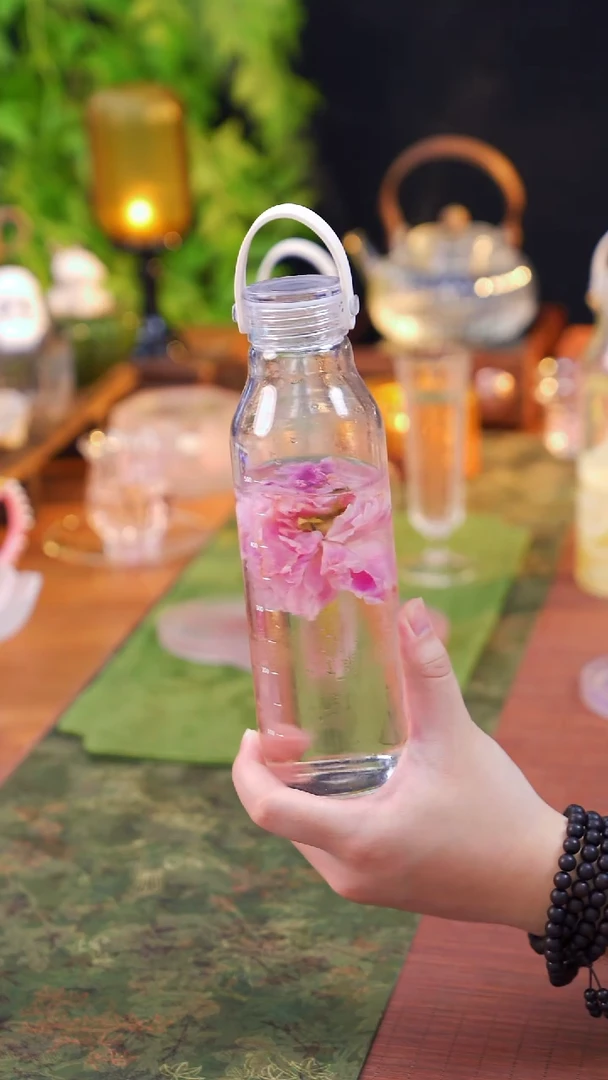 夏日随身的水杯杯