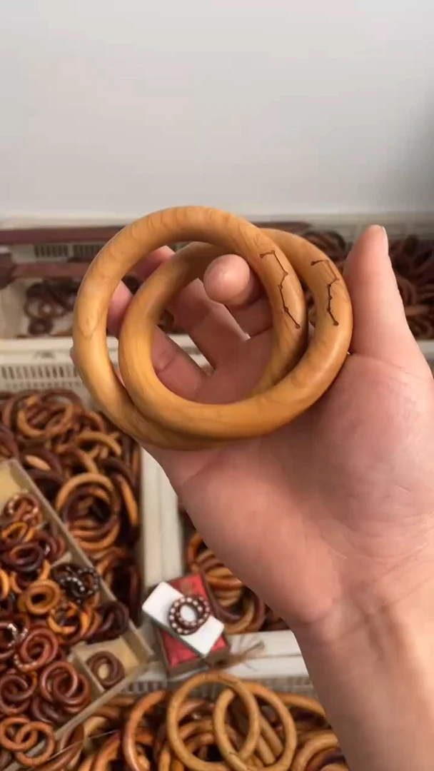 【闪购商品】木桃木75刻星乾坤圈微瑕随机发