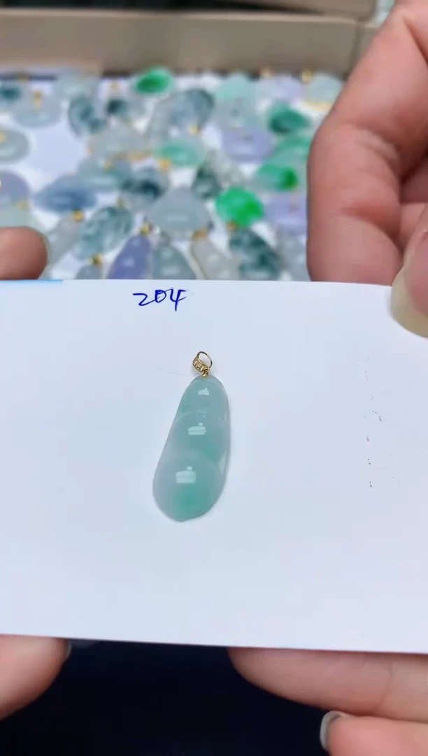 【闪购商品】翡翠颈饰18K金镶嵌天然翡翠A货  204