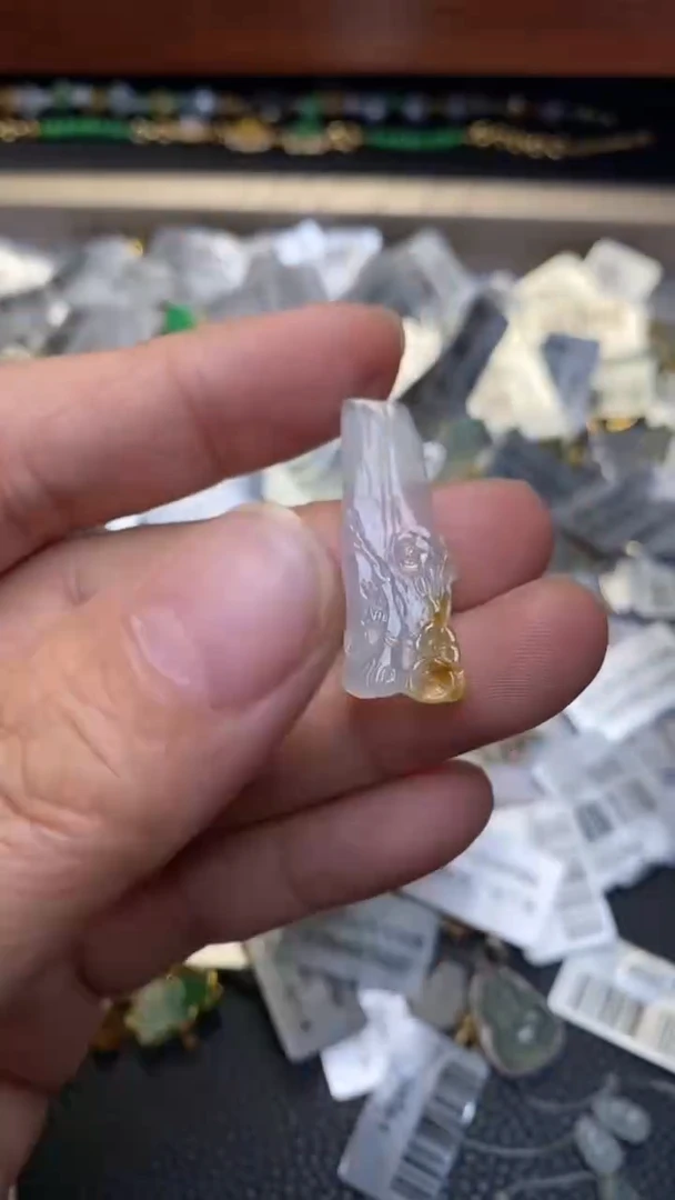 颈饰未镶嵌翡翠净货1107