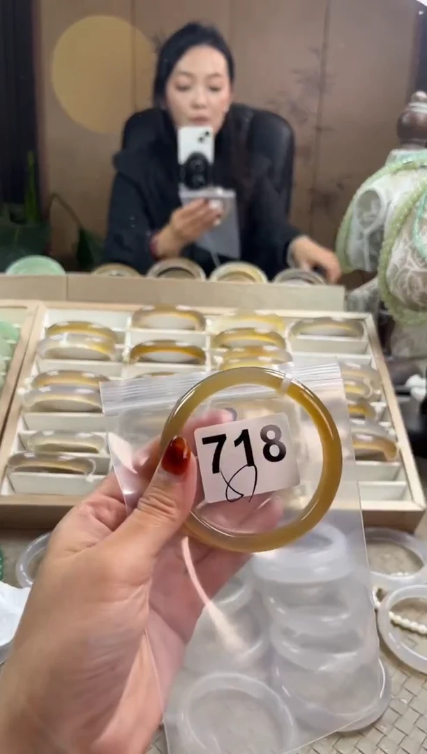 手镯玛瑙/玉髓未镶嵌718