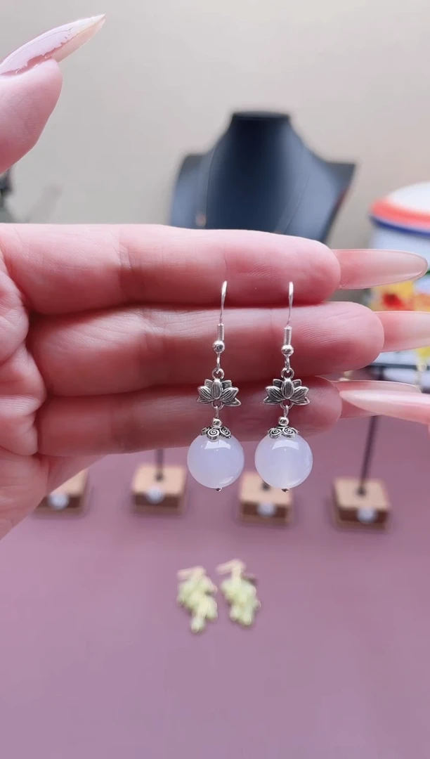 未镶嵌耳饰玛瑙/玉髓00白色荷花