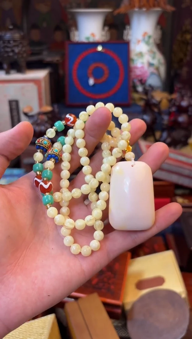 未镶嵌蜜蜡裸石———————————————1