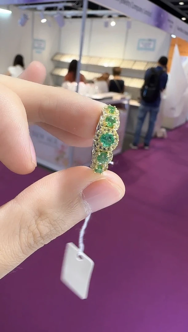 银S925镶嵌戒指祖母绿排戒5mm